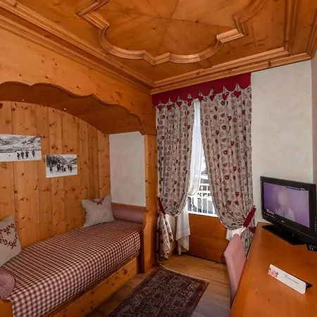 San Lorenzo Готель 4*