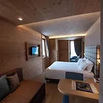 San Lorenzo ホテル 4*
