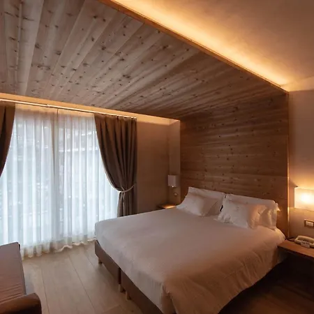 San Lorenzo Отель Бормио